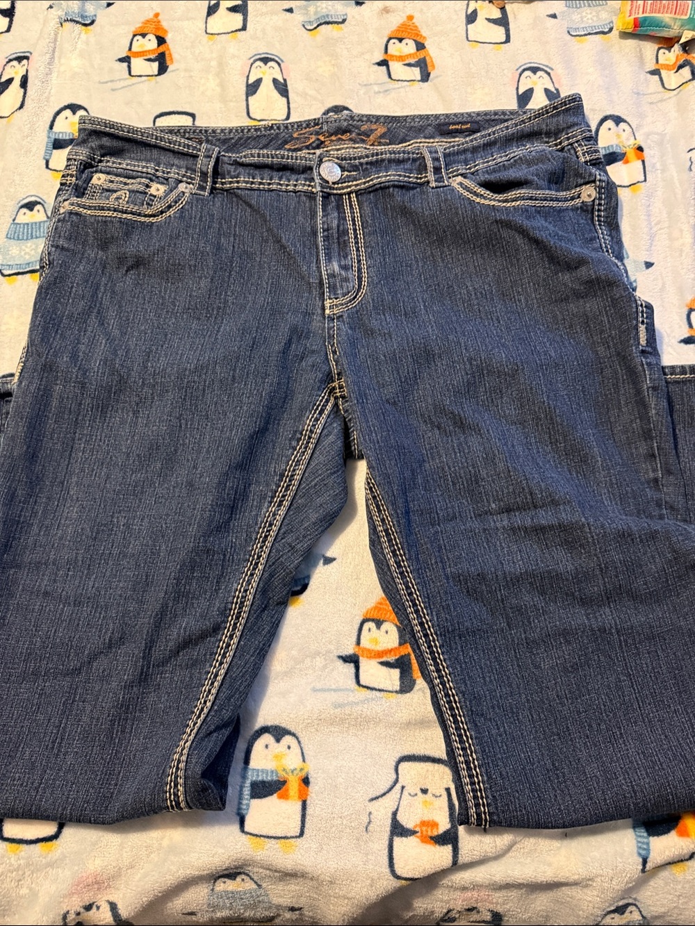 7 For All Mankind Women's Dark Blue Boot Cut Jeans